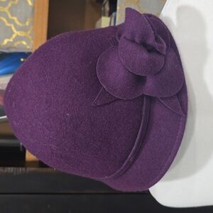 Elegant Wool Purple Women's Hat with Flower Accent